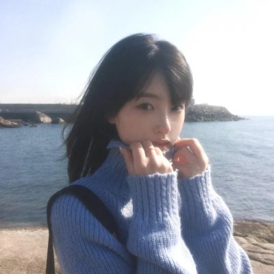 跳舞的红色公交